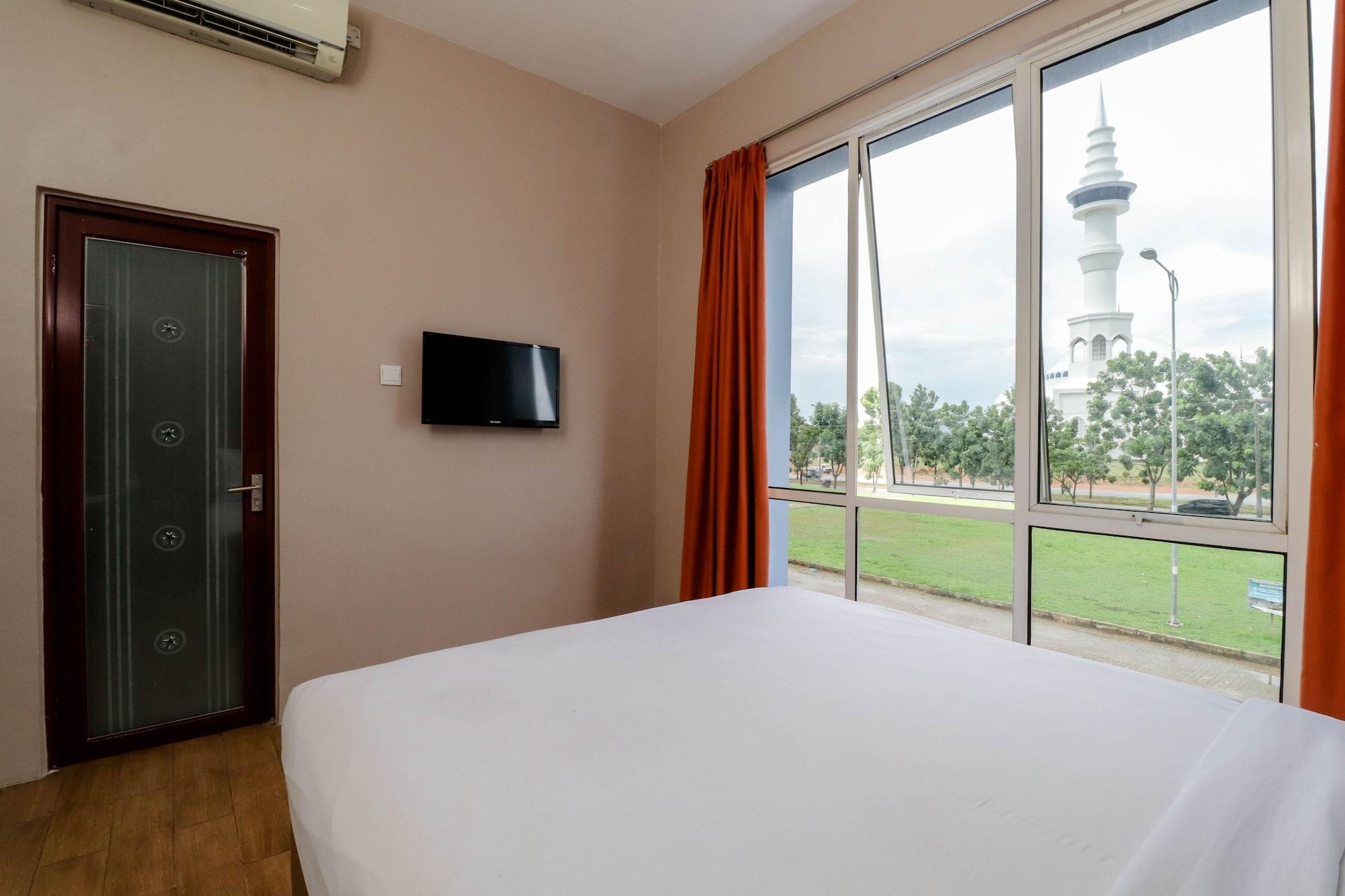 Blitz Batam Exterior foto