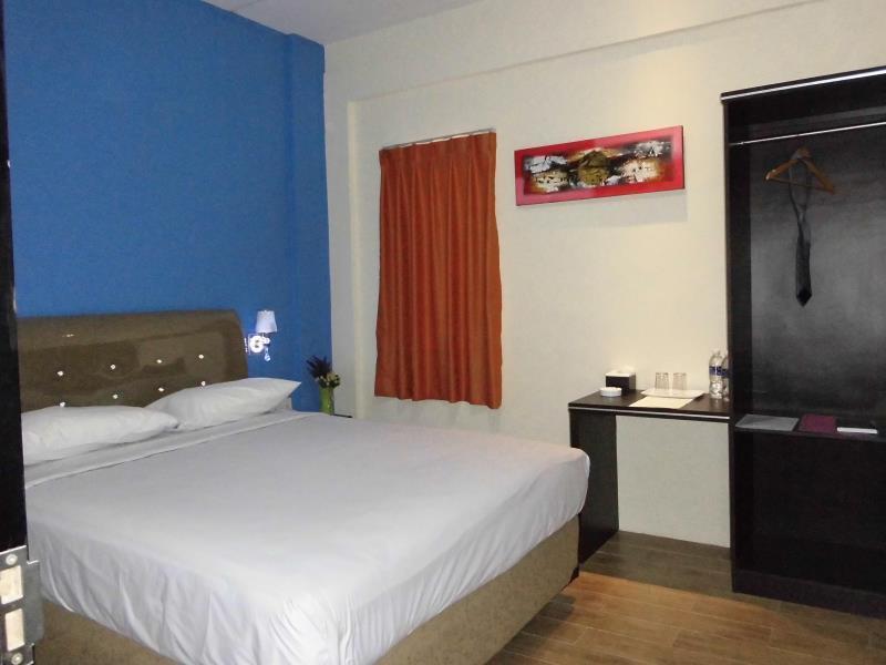 Blitz Batam Exterior foto