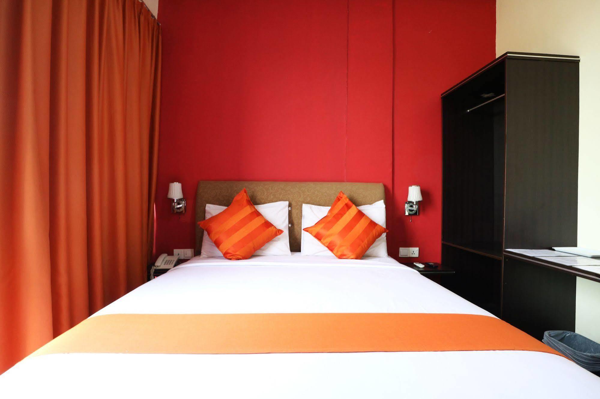 Blitz Batam Exterior foto